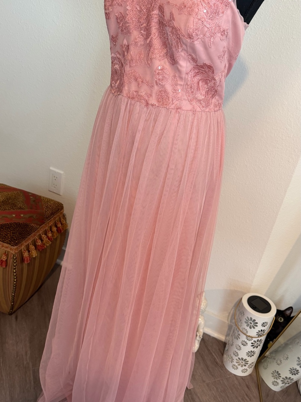 David's Bridal Blush Pink One-Shoulder Lace & Tulle Evening Dress - Picture 6 of 8